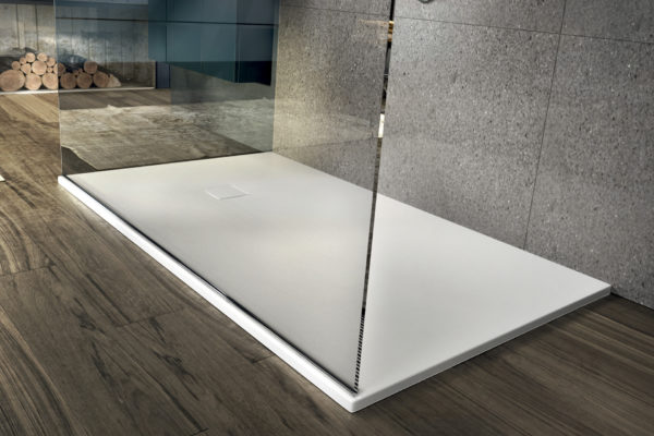 Come scegliere il piatto doccia perfetto per il proprio bagno